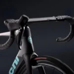 Bianchi-Specailissima-RC-complete-bike-bar--800x534